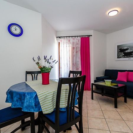 Adrijana Apartamento Krk Town Exterior foto